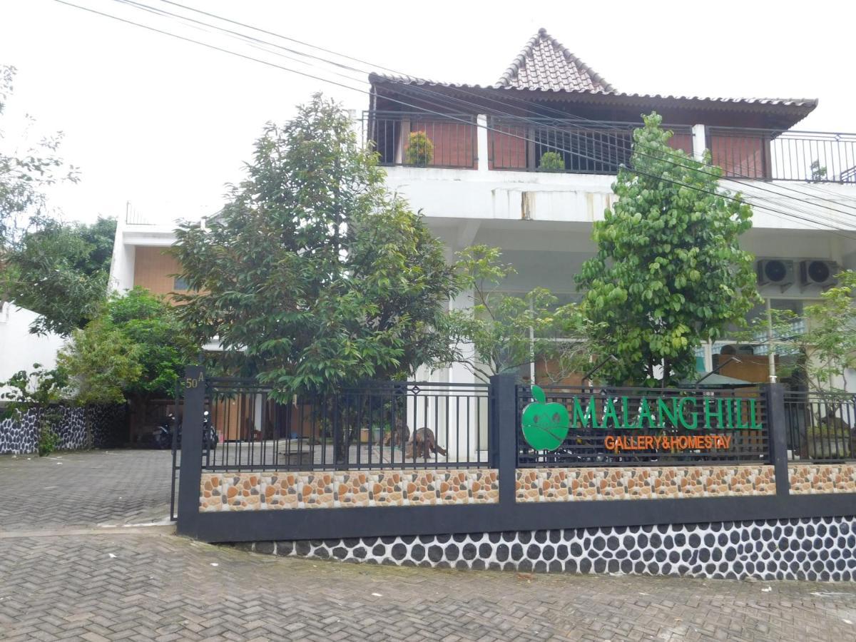 Отель Malang Hill Syariah Redpartner Экстерьер фото